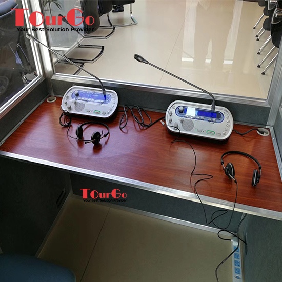 Customize One Person Interpreter Translation Booth With Wooden Color