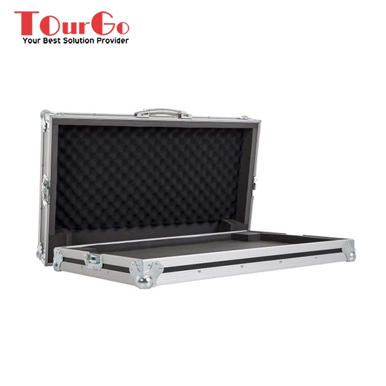 MACKIE ONYX 32.4 MIXER FLIGHT CASE