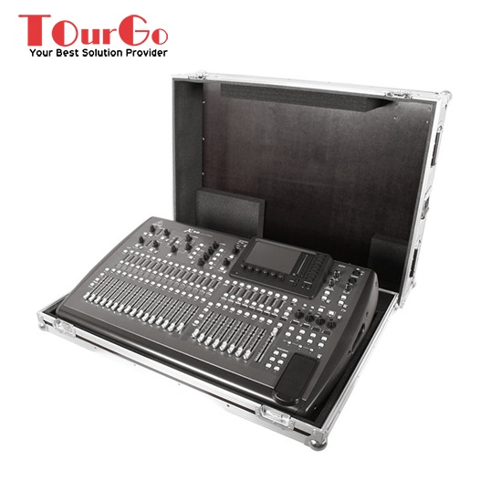 AKAI MPC 500 MIXER FLIGHT CASE