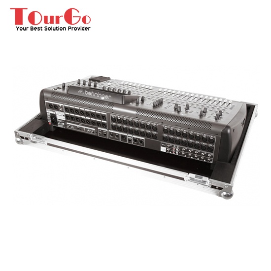 AKAI MPC 4000 MIXER FLIGHT CASE