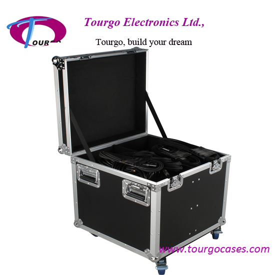 Utility Trunk Cases – 22 x 22 x 22inch with Caster Board