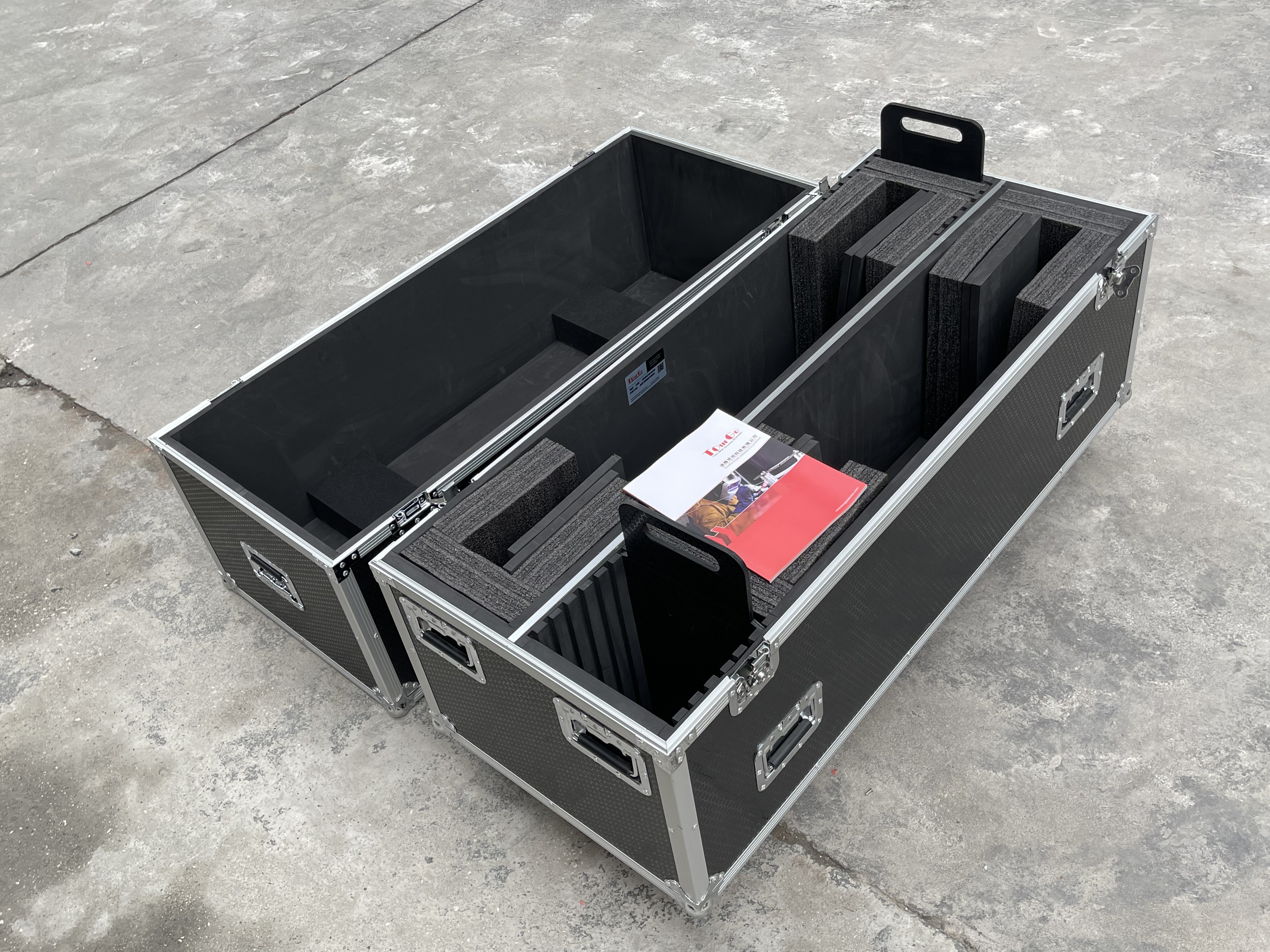 Custom Built Universal Black Plasma LCD Led Screens TV Flight Case With ...