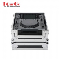 PIONEER CDJ-2000 OR 900 DJ FLIGHT CASE