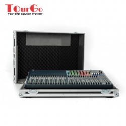 SOUNDCRAFT SI EXPRESSION 2 MIXER FLIGHT CASE