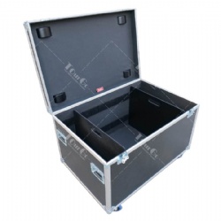 45.25″ x 20.25″ x 18.5″ Bottom Interior Cable Utility Trunk Touring Flight Case with Organizing Dividers